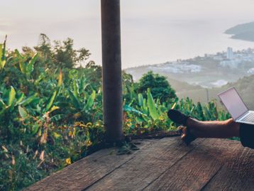 Como a tecnologia pode te ajudar na conquista da independência financeira