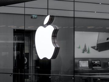 Apple perde R$ 440 bilhões em valor após mudança na App Store
