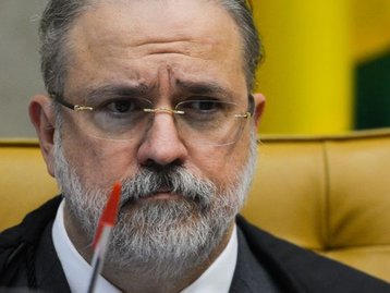 PGR pede suspensão de MP contra remoção de posts em redes sociais