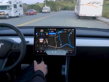 Tesla: direção autônoma será testada por motoristas comportados