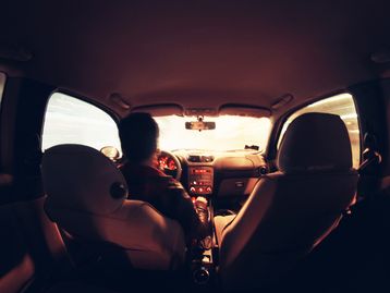 Uber é acusada de excluir 15 mil motoristas sem aviso prévio
