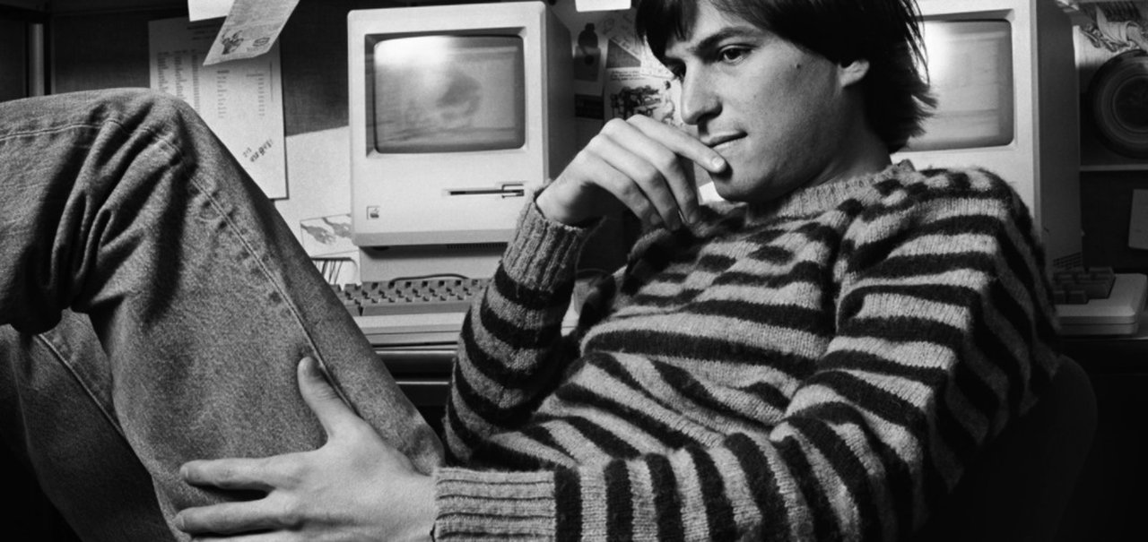 Apple faz bela homenagem a Steve Jobs, que faleceu há dez anos