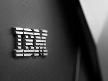 IBM suspendará pagamentos de funcionários que não se vacinarem