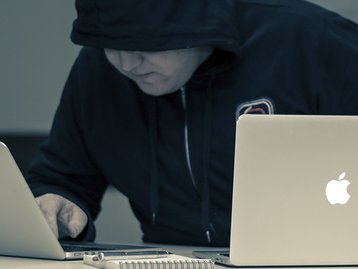 Apple: ex-funcionário acusado de vazar segredos é investigado