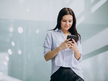 Investimentos direto do celular e sem intermediários? Conheça essa novidade