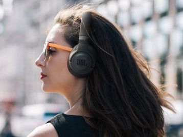 6 modelos de fone sem fio da JBL para comprar em 2021
