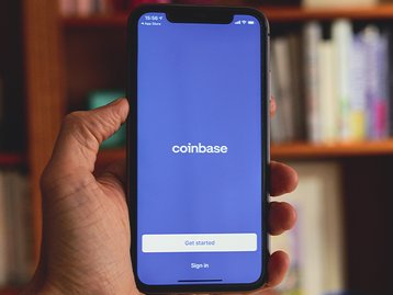 Assinatura da Coinbase exclui taxas e reembolsa até US$ 1 milhão