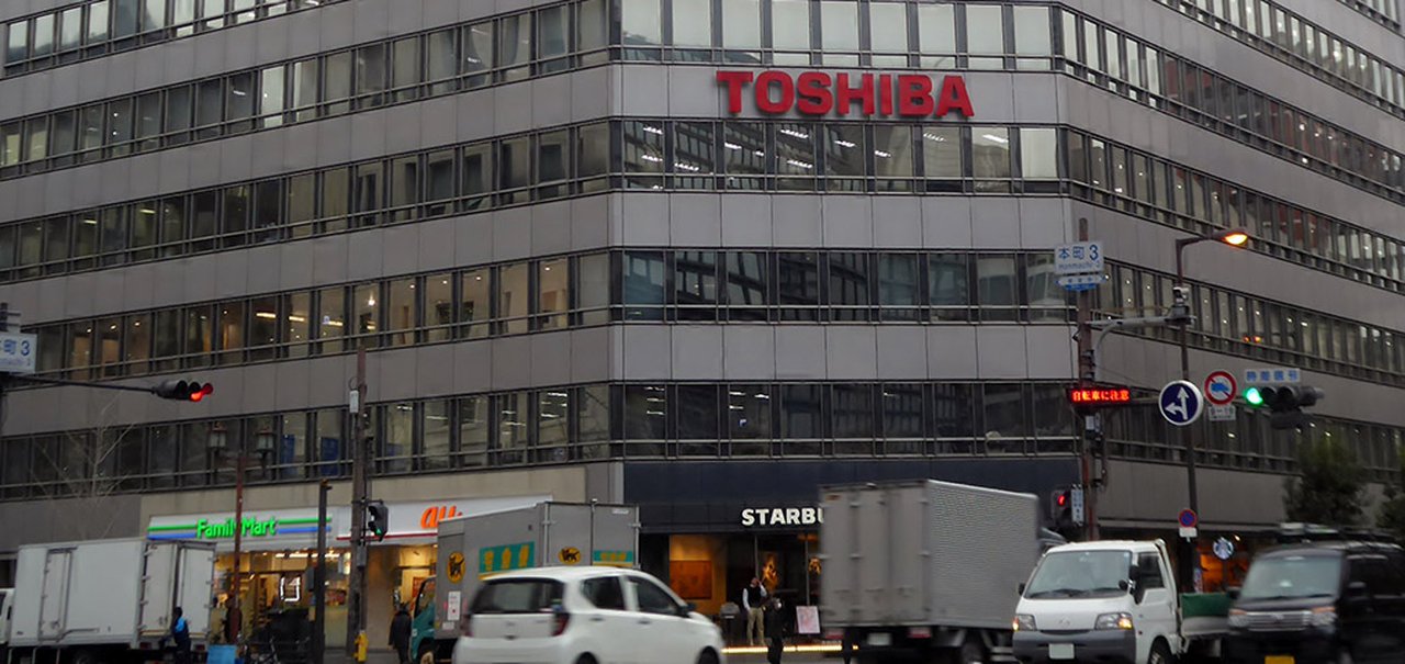 Toshiba pode se dividir em 3 empresas diferentes, afirma jornal