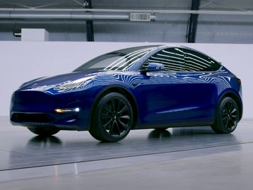 Tesla passa Mercedes-Benz em venda de carros de luxo nos EUA