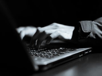 'Rei da Fraude' pega 10 anos de prisão por crimes online