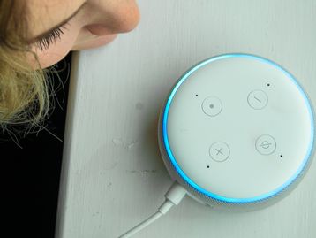 Smart Speakers Echo com Alexa a partir de R$ 199 na Amazon