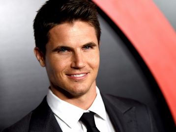 The Flash: Robin Amell voltará para 8ª temporada da série