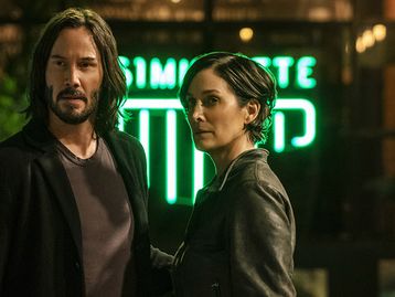Keanu Reeves ri da ideia de NFTs em entrevista, e Twitter adora