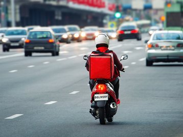 Motoristas preferem ser autônomos, diz pesquisa da Uber