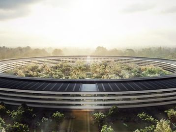 Apple adia indefinidamente retorno presencial aos escritórios