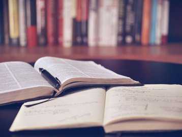 O que ler? 8 livros para desenvolvimento pessoal e profissional
