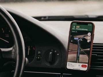 Bug do Google Maps no Android Auto causa falha de navegação