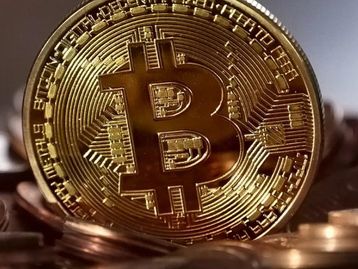 Google contrata ex-PayPal para entrar no setor de criptomoedas