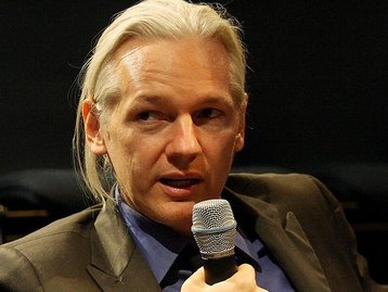 Julian Assange poderá recorrer de sua extradição no Reino Unido