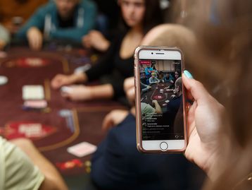 Instagram lança banner para lives no perfil dos usuários