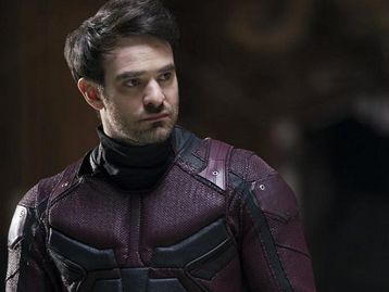 Demolidor: elenco e equipe comemoram retorno da série aos holofotes
