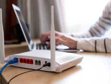 Internet sofre interrupções em regiões da Ucrânia