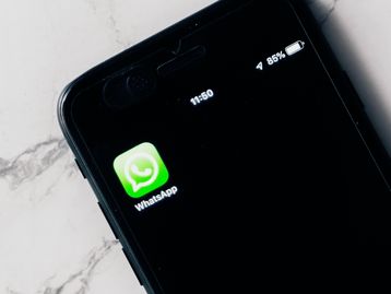 WhatsApp trabalha em função de enquete para grupos de conversa