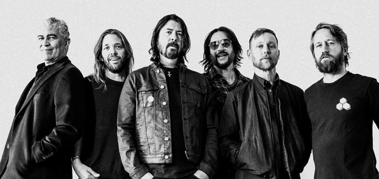 Foo Fighters cancela turnê de 2022 após morte de Taylor Hawkins