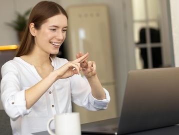 Samsung lança vídeos tutoriais em Libras para clientes