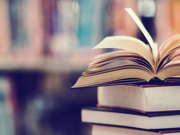 Dia Mundial do Livro: até 50% de desconto em várias obras