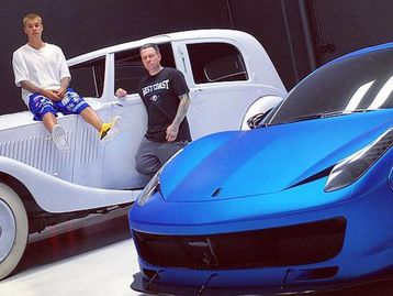 Justin Bieber não poderá mais comprar nem dirigir Ferraris