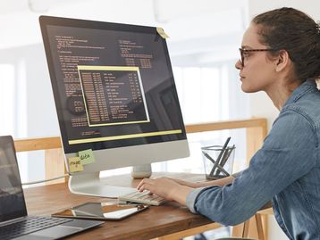 Microsoft lança o programa 'Maratona Mulheres na Inovação'