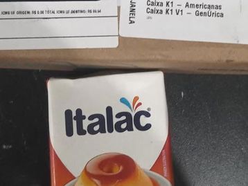 Jovem recebe leite condensado ao comprar celular na Americanas