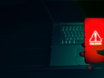 Bug no iPhone permite executar malware com o telefone desligado