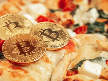Binance vai dar 1 ano de pizza grátis no “Bitcoin Pizza Day”