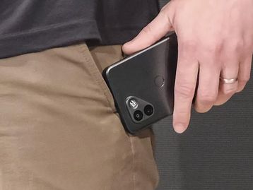 Conheça o celular de R$ 5 mil focado em criptomoedas e NFT