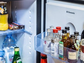 Mini frigobar para quarto: opções para conhecer