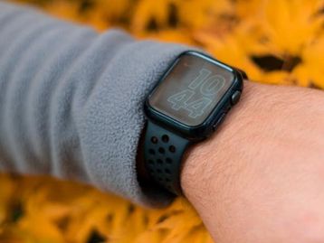 Apple Watch pode ganhar versão Pro com preço de até US$ 1 mil