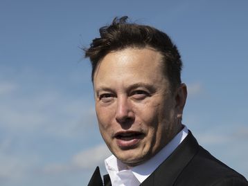 Elon Musk nega que tenha se envolvido com mulher de Sergey Brin