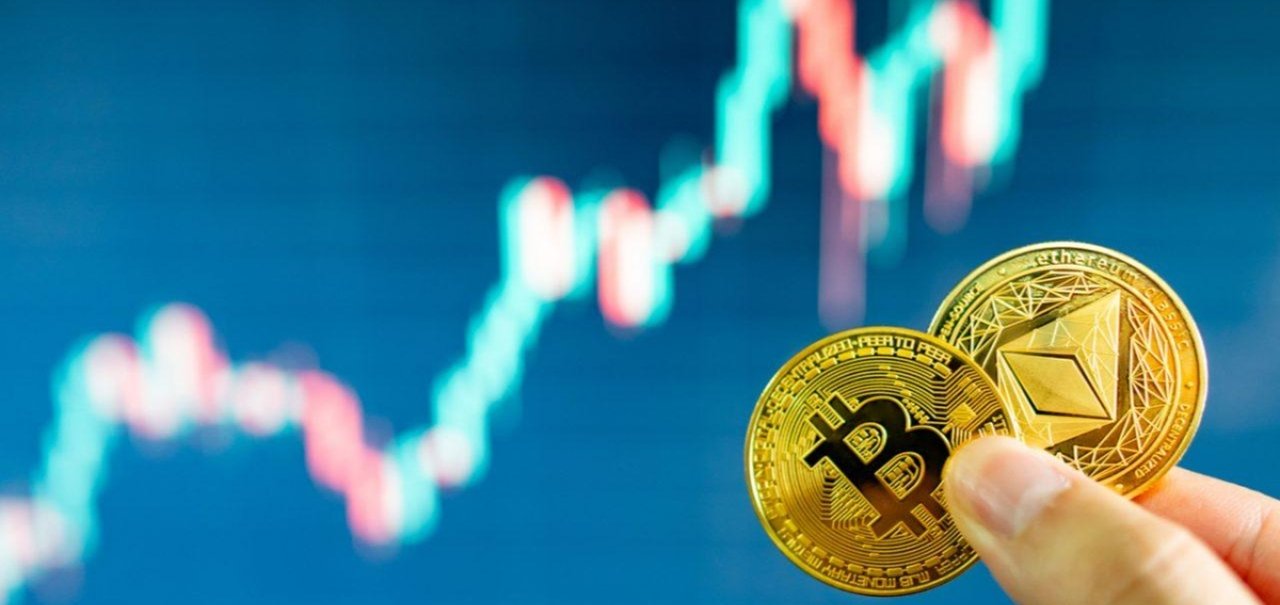 Bitcoin e Ethereum cresceram mais de 48%; hora de comprar?