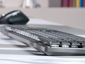 Logitech lança novo teclado e mouse MX no Brasil; conheça