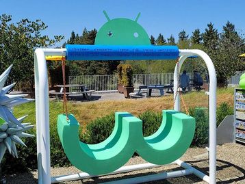 Google: estátua oficial do Android 13 tem forma de um bumbum