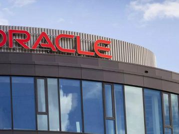 Oracle é acusada de vender dados de bilhões de seus usuários