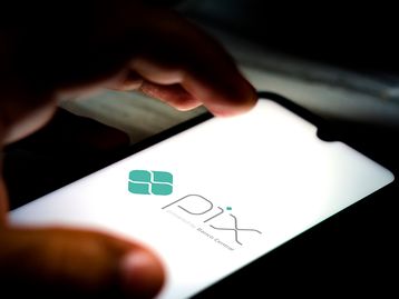 Pix Saque e Pix Troco movimentam apenas R$ 189 milhões em 8 meses