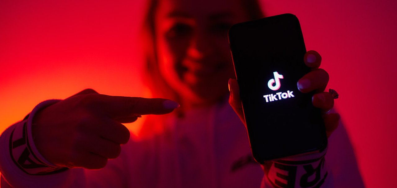 TikTok: buscas promovem desinformação, especialmente entre jovens