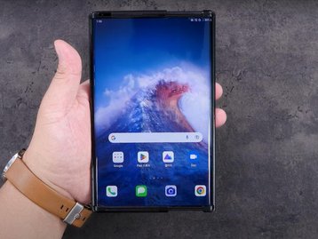 LG Rollable: celular cancelado com tela expansível surge em vídeo