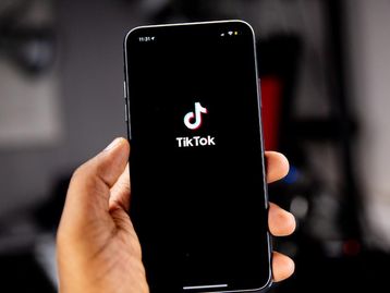 TikTok é multado em R$ 156 mi por violar privacidade de crianças