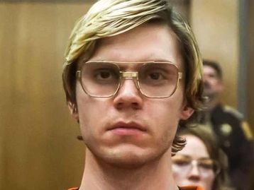 Dahmer entra para top 10 das séries mais assistidas da história da Netflix