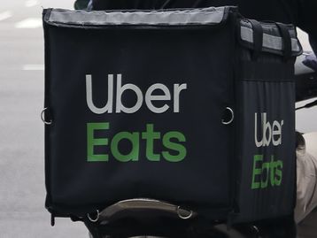 Uber Eats lança opção de delivery de maconha no Canadá