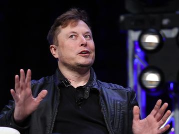 Elon Musk diz que não vai demitir 75% do Twitter